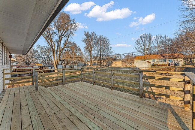 Building Photo - 3112 SW Grand Ct