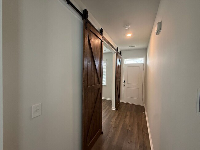 Building Photo - Murrells Inlet - 3 Bedroom / 2.5 Bathroom Home