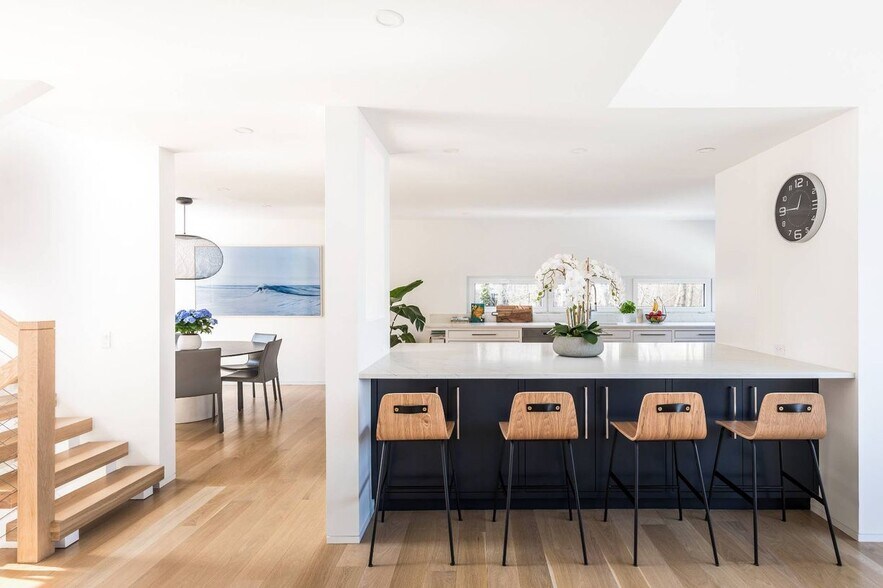 Building Photo - 32 Island View Dr W