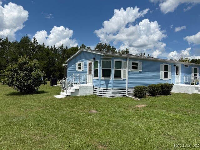 Building Photo - 8150 N Runty Terrace