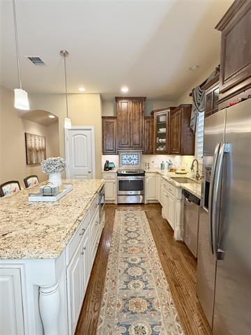 Building Photo - 2021 Garden Park Ct