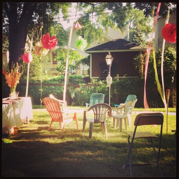 Building Photo - 677 Deer St