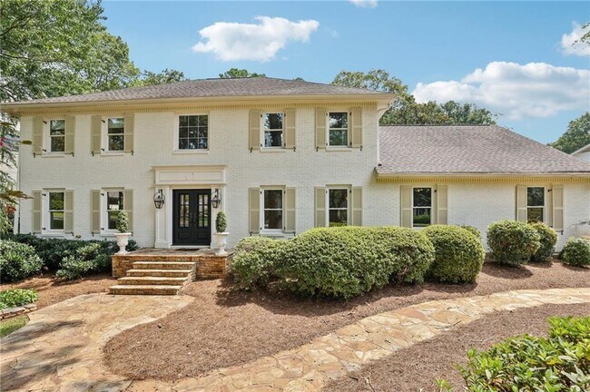 Building Photo - 5653 Trowbridge Dr