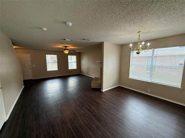 Building Photo - 135 Quail Run Dr