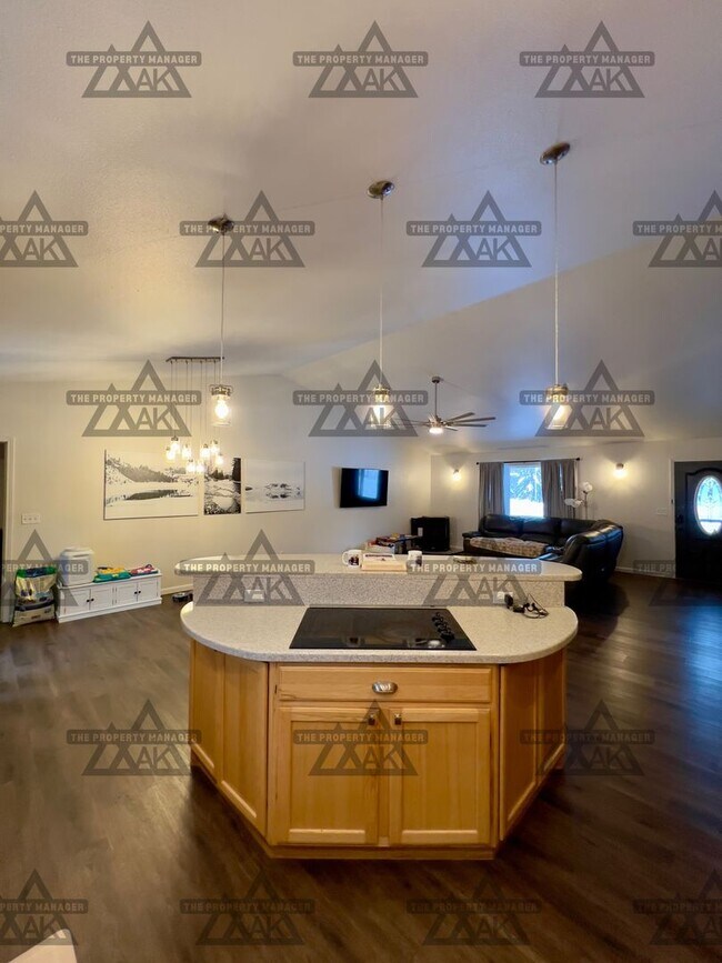 Building Photo - 3BR/2BA North Pole Home with Office & 2-Car Garage