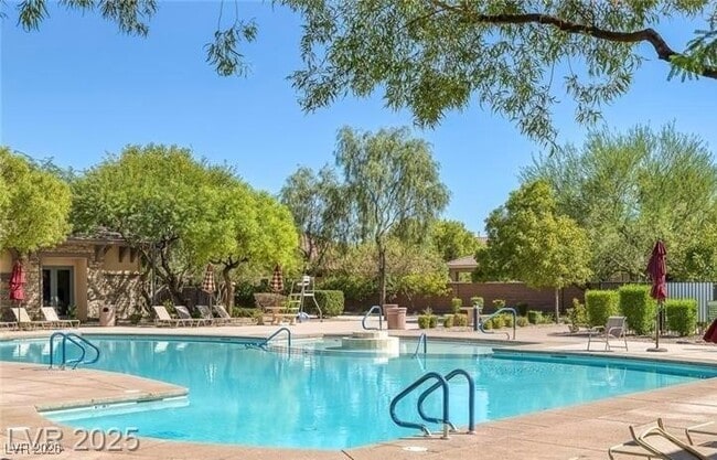 Building Photo - 10281 Wolves Den Ln