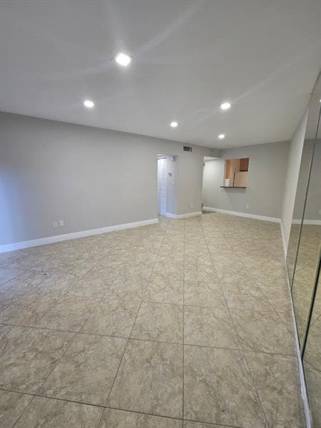 Building Photo - 4121 Stirling Rd