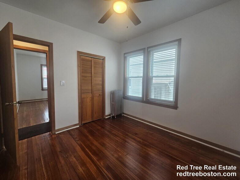 Building Photo - 96 Empire St