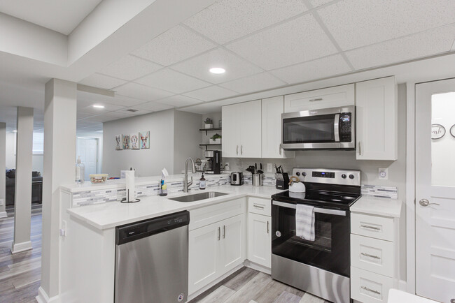 Kitchen - 4340 Lake Laurel Dr SE