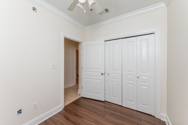 Building Photo - 159 Brooks St SE