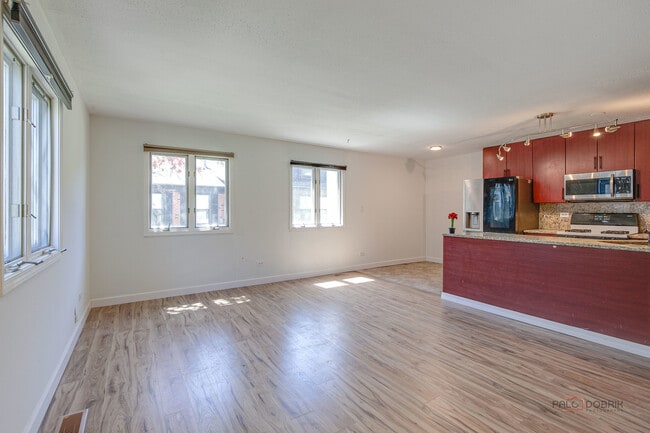 Building Photo - 808 Inverrary Ln