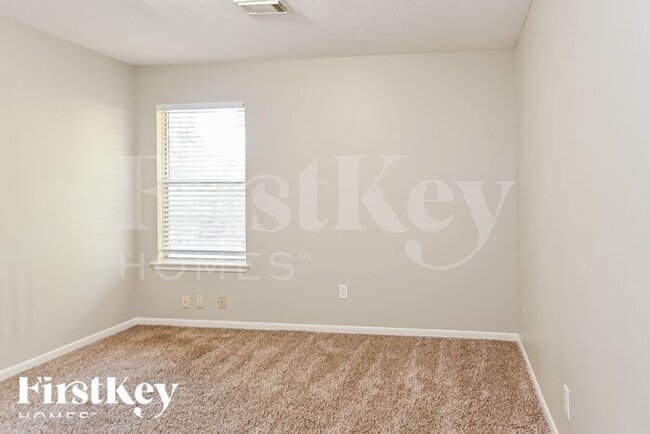 Building Photo - 19022 Forest Trace Dr