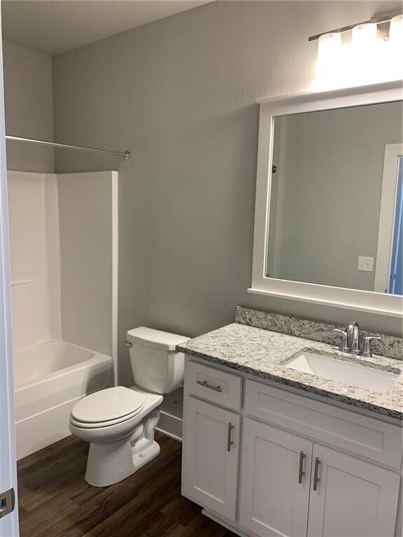 Building Photo - 1735 W Deane St