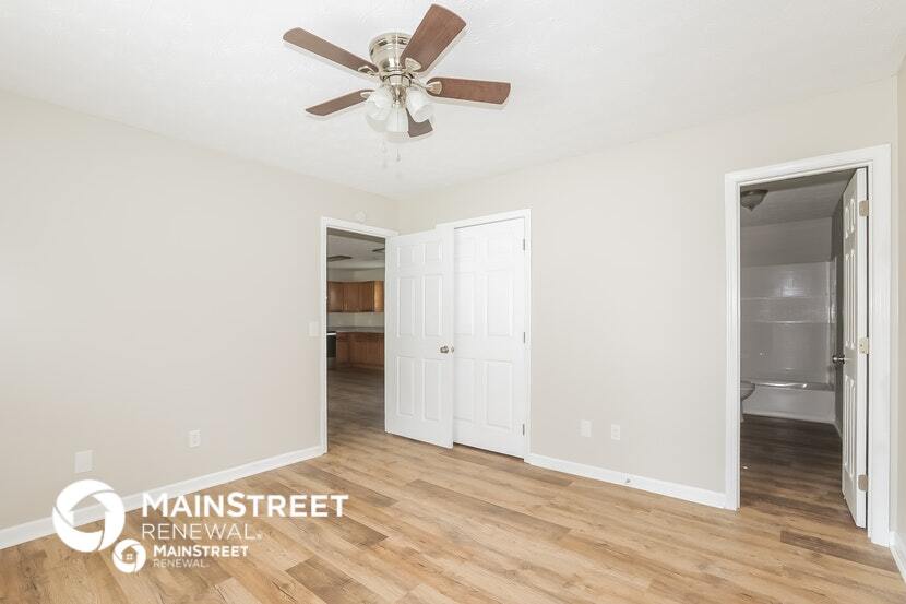 Building Photo - 240 Elm Pl