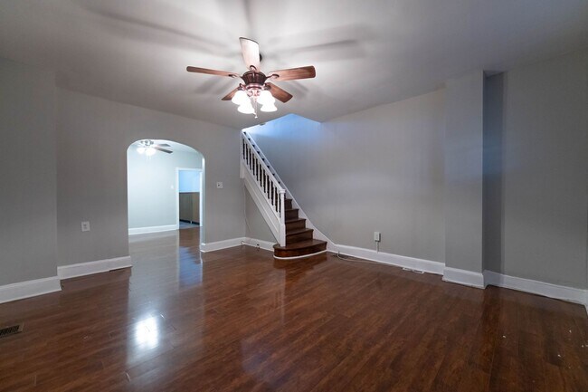 Building Photo - PHA Welcomed! Spacious Home with Private Backyard