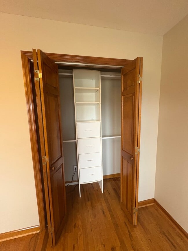 Building Photo - Charming Home Near Lakewood Golf & Country Club in Tullahoma...