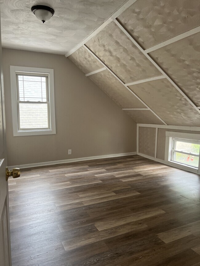 Building Photo - 6 Schley Pl
