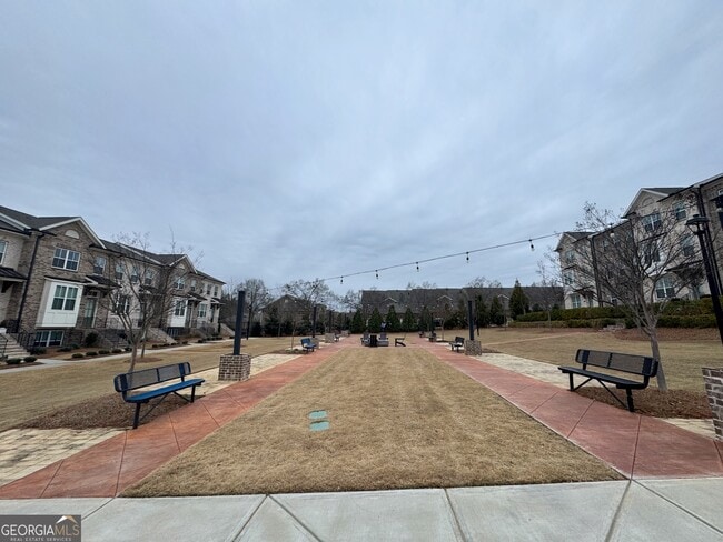 Building Photo - 4400 Sims Pk Overlook