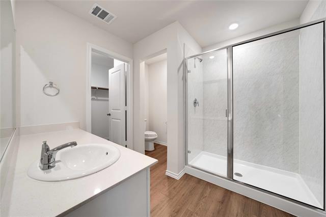 Building Photo - 501 Yellow Rose Rd