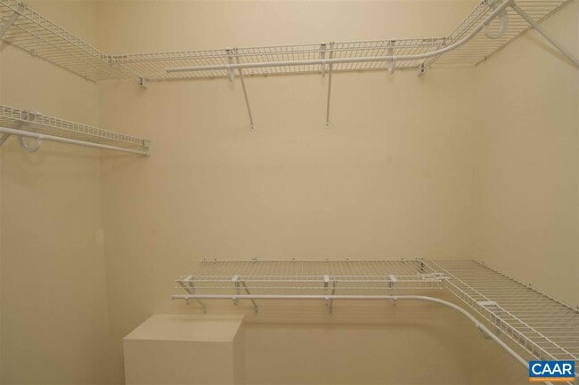 Building Photo - 121 Bryant Dr