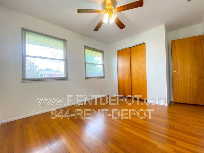 Building Photo - 3701 Sweetser Ave