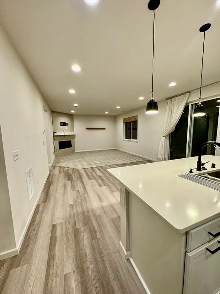 Building Photo - 6750 Skipper Ln SE