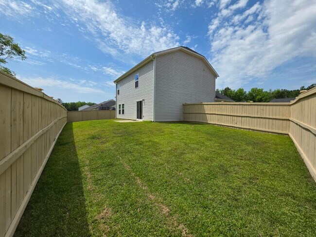 Building Photo - 1812 Lacebark Dr