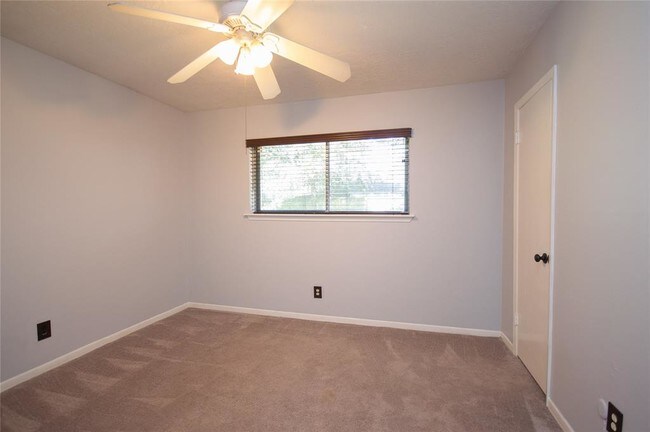 Building Photo - 27249 Kane Ln