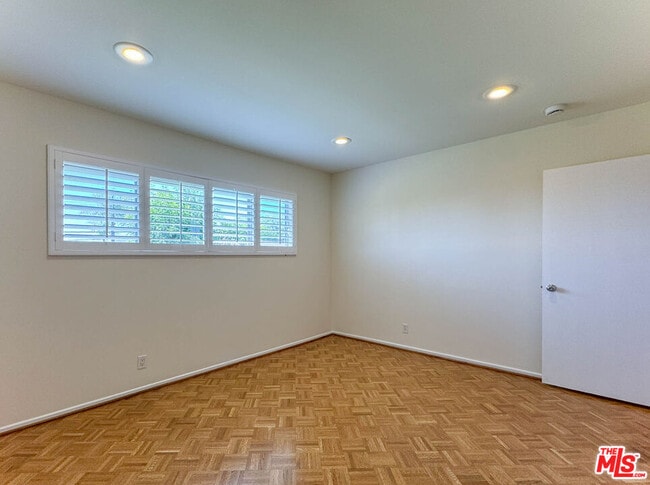 Building Photo - 16951 Ivadel Pl