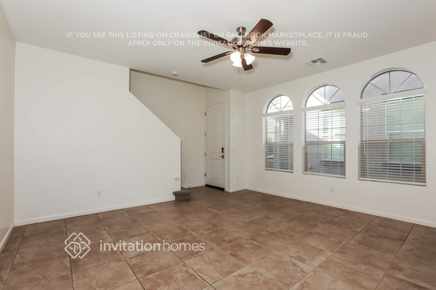 Building Photo - 1447 S Ponderosa Dr