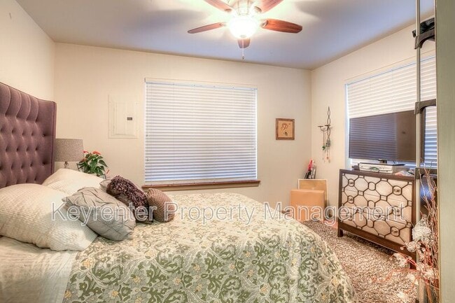 Building Photo - 1308 NW 16th St