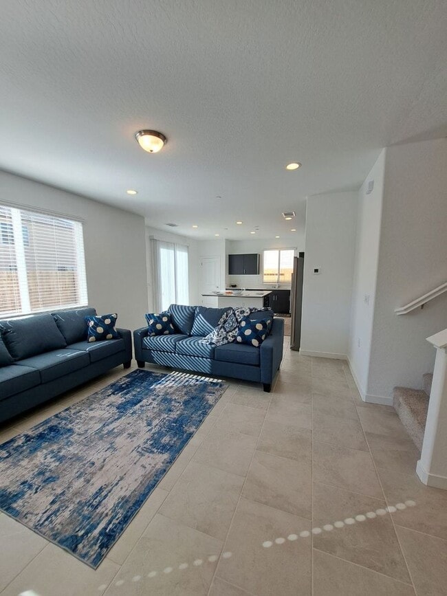 Building Photo - MOVE IN READY: Brand-New 2-Story Home with...