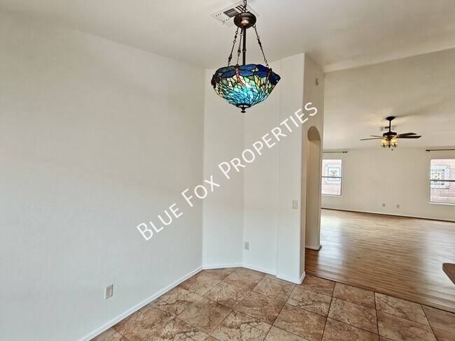 Building Photo - 10923 S Lake Gambusi Dr