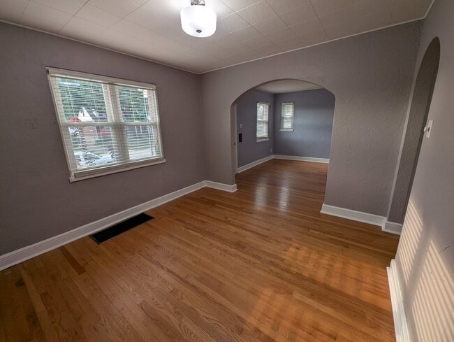 Building Photo - 8612 Neier Ln