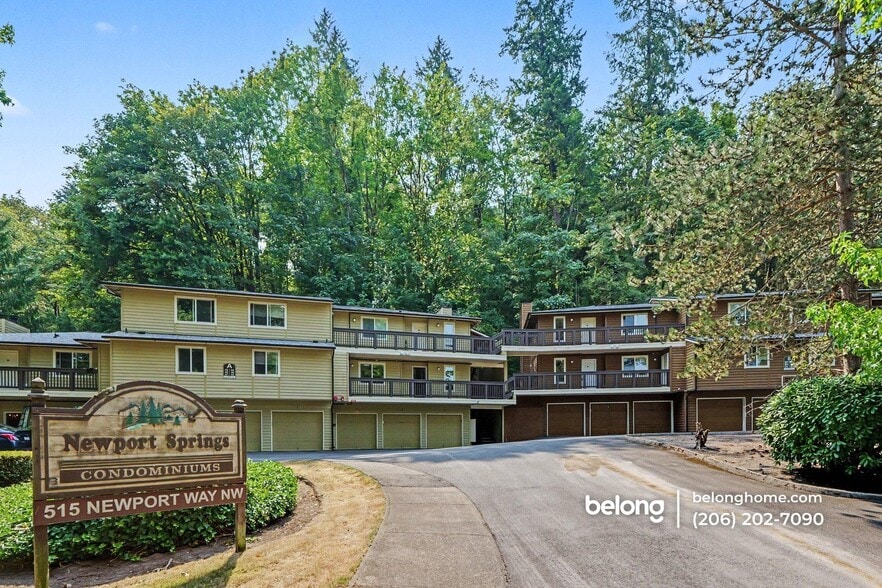 Building Photo - 515 Newport Way NW