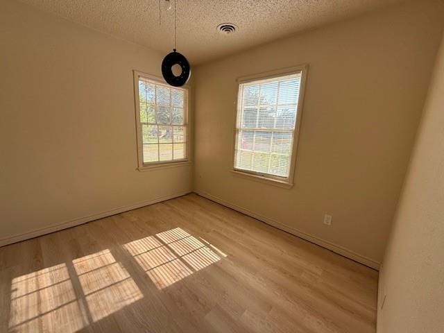 Building Photo - 1554 Mimosa Dr