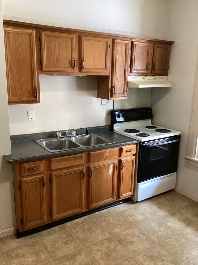 Building Photo - 14-16 S. Franklin St.