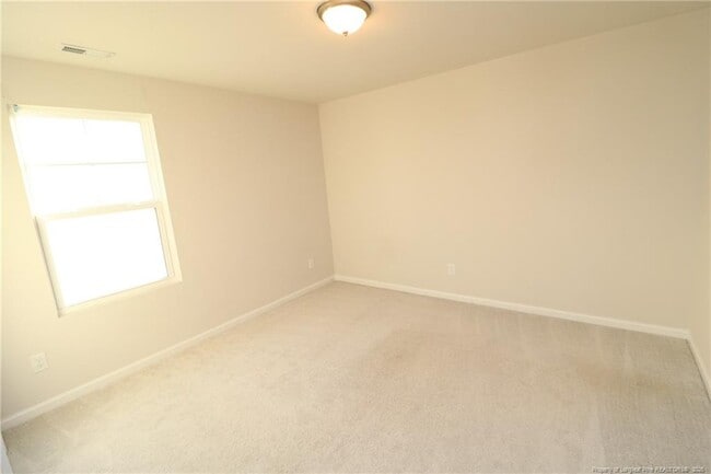 Building Photo - 1214 Rosefinch Dr