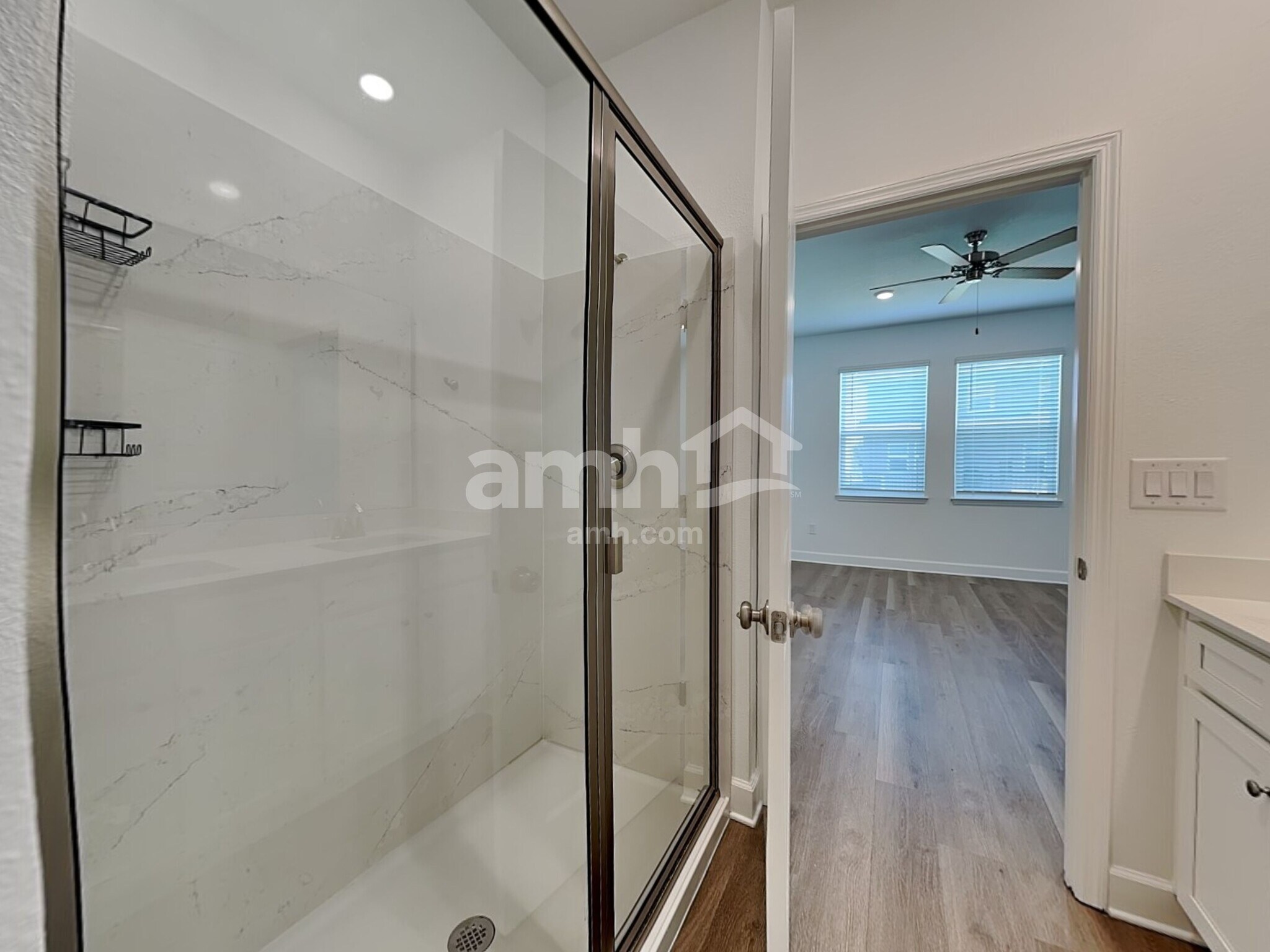 Building Photo - 3204 Carthage Ave