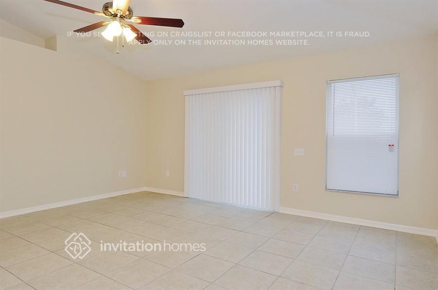 Building Photo - 5705 Lassies Way