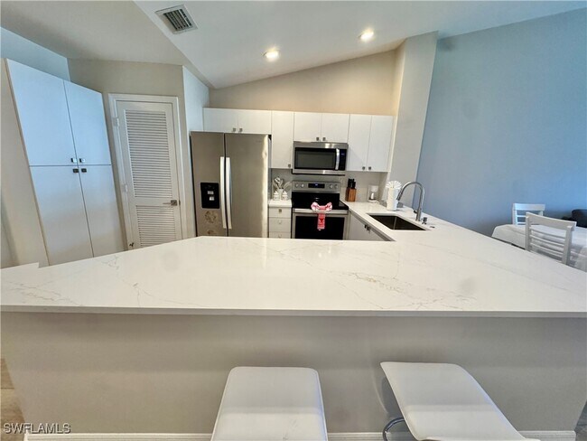 Building Photo - 5045 Cedar Springs Dr