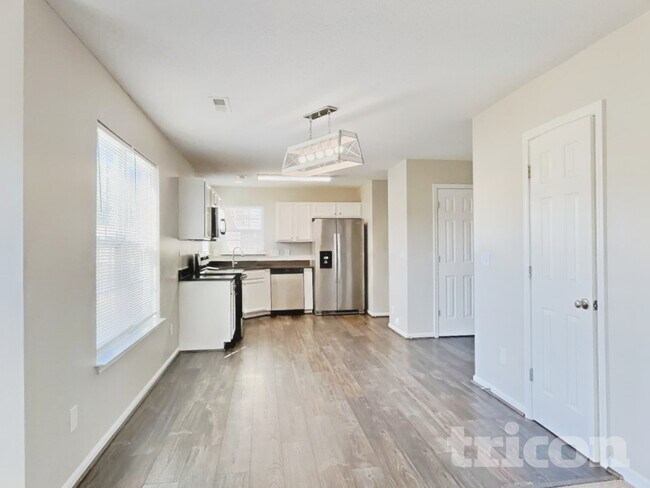 Building Photo - 5040 Liberty Hall Cir