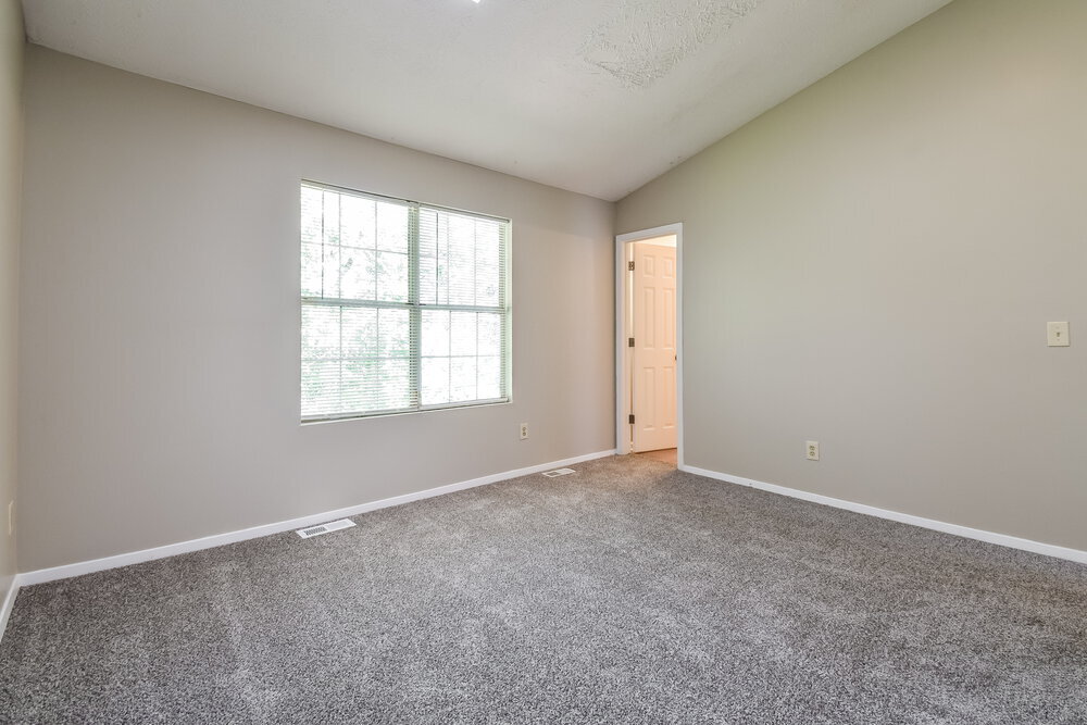 Building Photo - 5729 Wells Cir