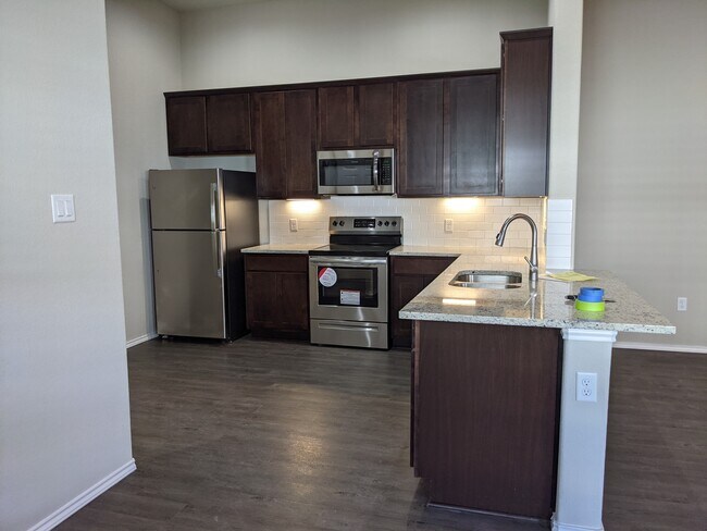 Building Photo - 3412-3414 Scott Circle