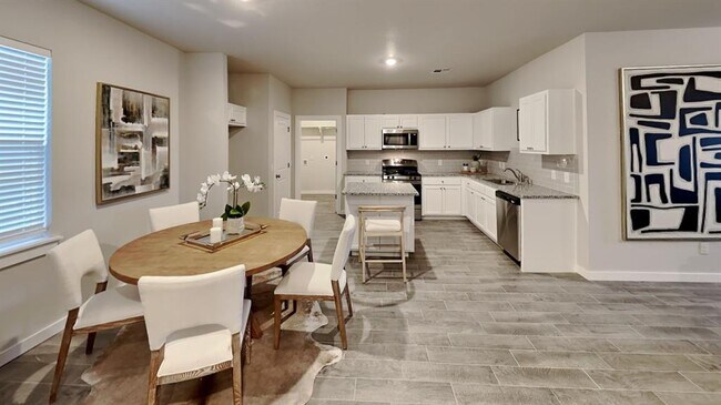 Building Photo - 12432 Ride Ave