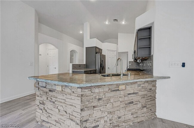 Building Photo - 7213 Elite Ct