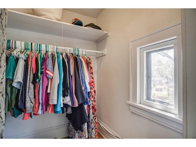 Building Photo - 3521 Girard Ave S