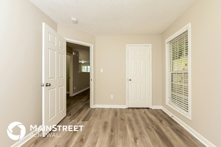 Building Photo - 1110 Bramblewood Dr