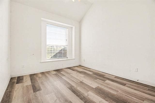 Building Photo - 1005 Creek Bend