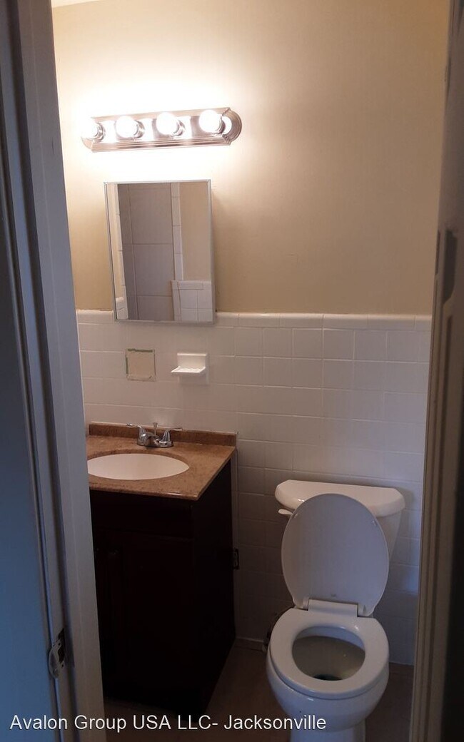 Building Photo - 3 br, 2 bath House - 5433 Oliver street S